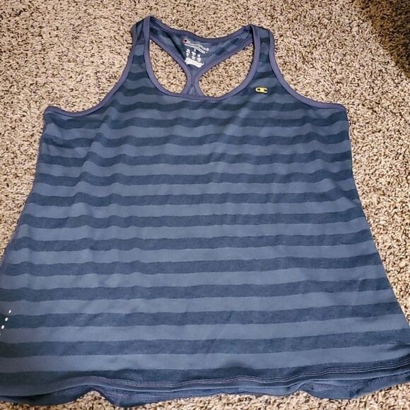 Performance tank   - Picture 1 of 2